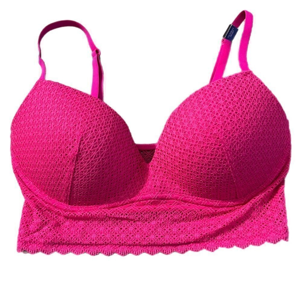 Victorias Secret Supersoft Body Uplift padded push up no wire lace bra Pink